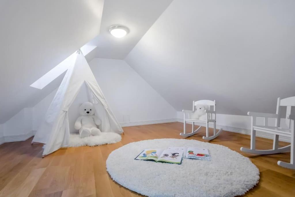 Sentral 3-roms Leies Ut, Pluss Ekstra Hems! Apartamento *