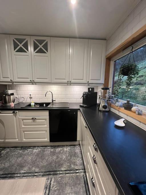Koselig Og Stor Leilighet, Fyllingsdalen * Bergen