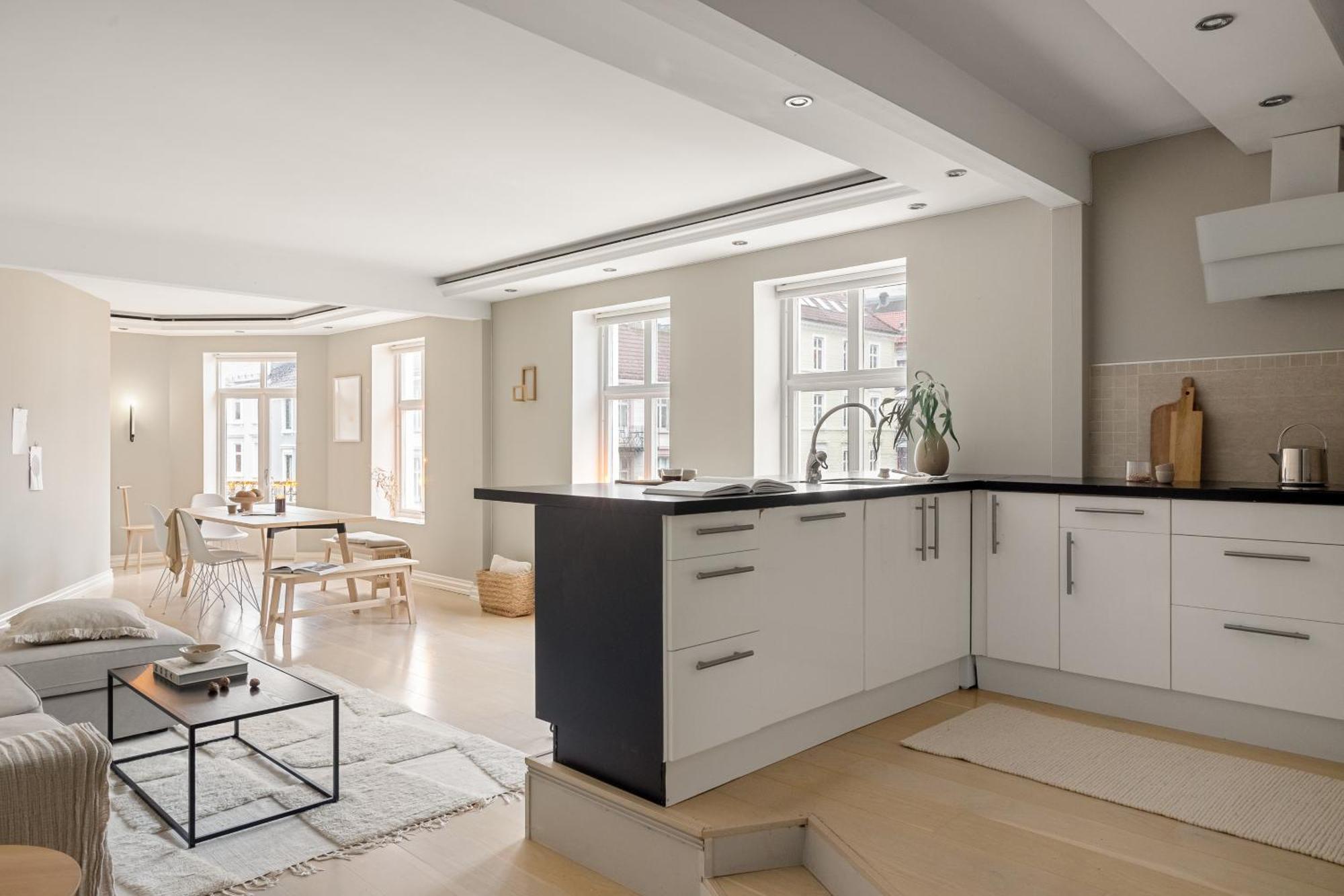 Dinbnb I 1898 Building With 95 Sqm Of Luxury I 2x Workspace Apartment *