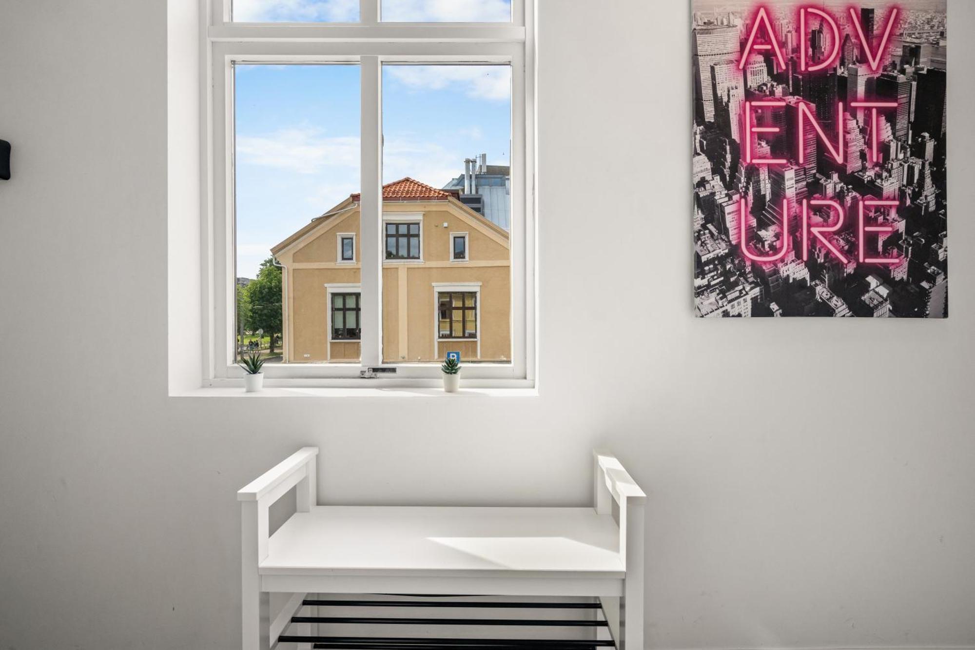 Apartment One Of A Kind In I 7 Bedrooms I 15 Guests! *