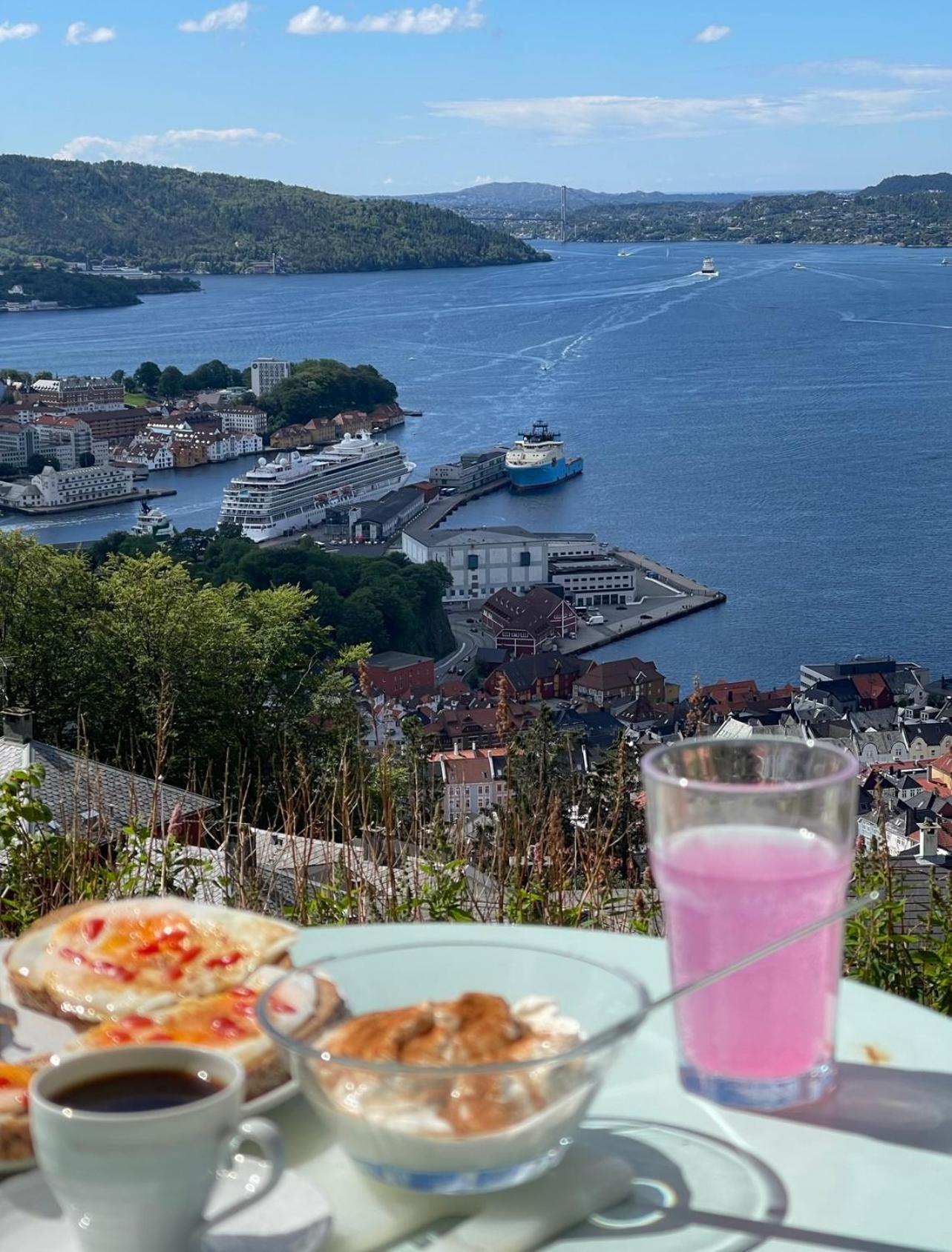 Unique With Fantastic Views * Bergen