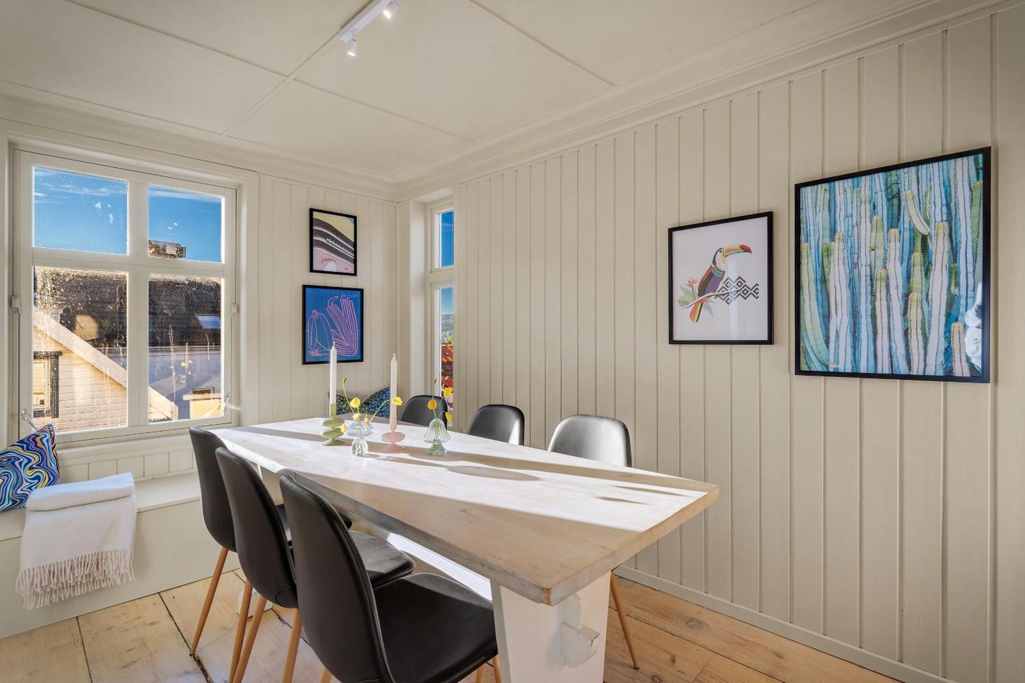 The Townhouse Dream I Must Views! * Bergen