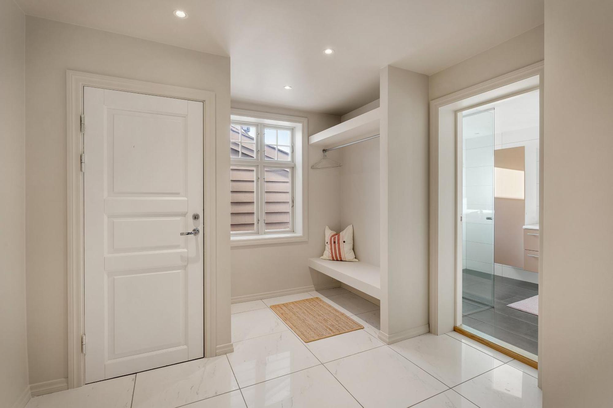 The Townhouse Dream I Must Views! *