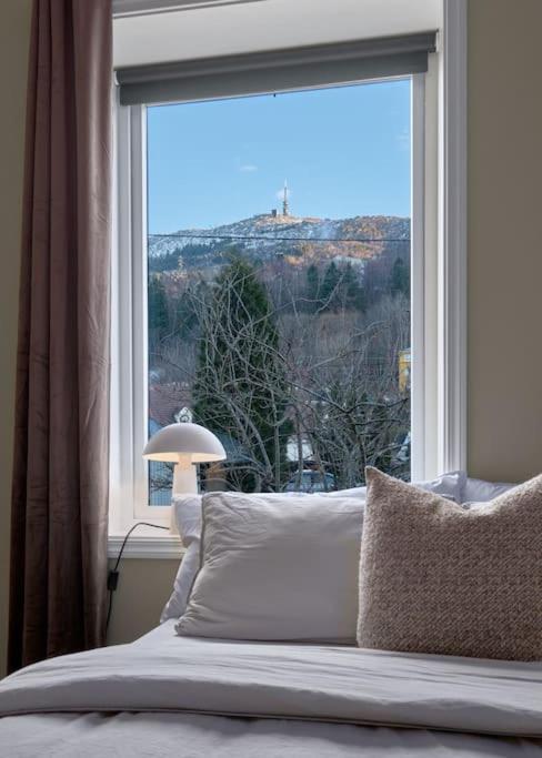 Exclusive In Idyllic Street Apartment *