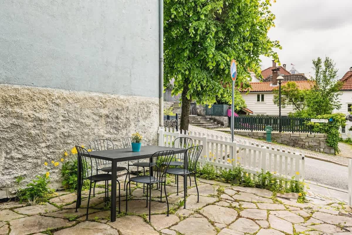 Dinbnb Homes I Idyllically Located 4-bedroom Holiday home