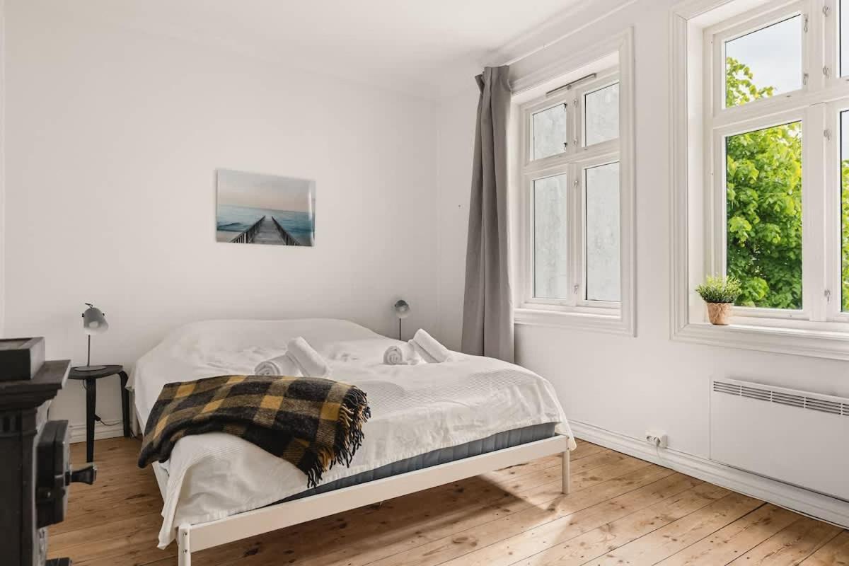 Holiday home Dinbnb Homes I Idyllically Located 4-bedroom *