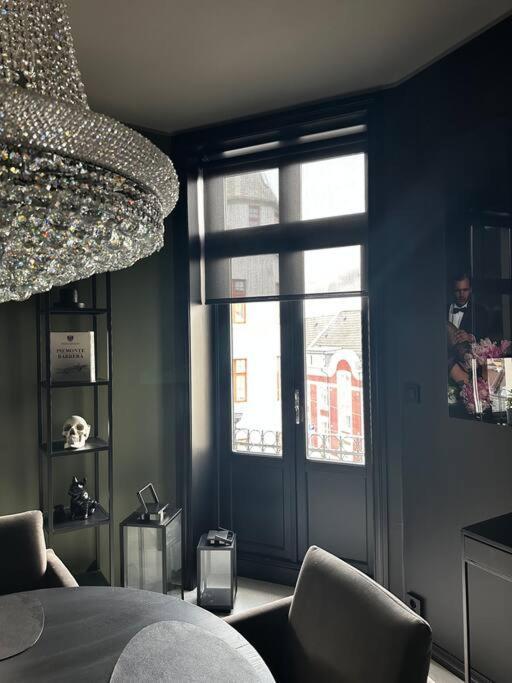 Ralekker Byleilighet. Solrik Balkong Apartment *