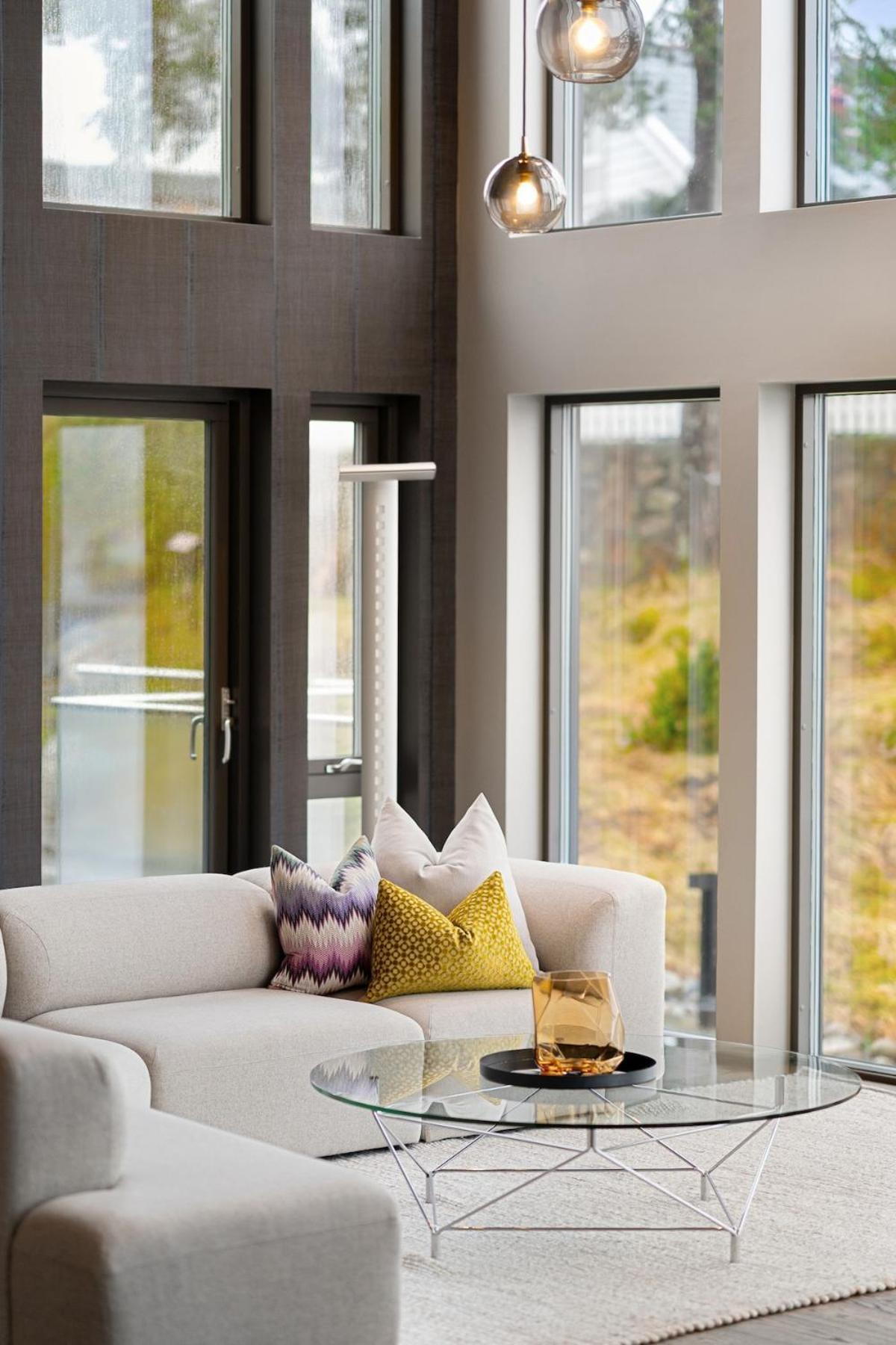 High-end With Private Rooftop And Sea Line *