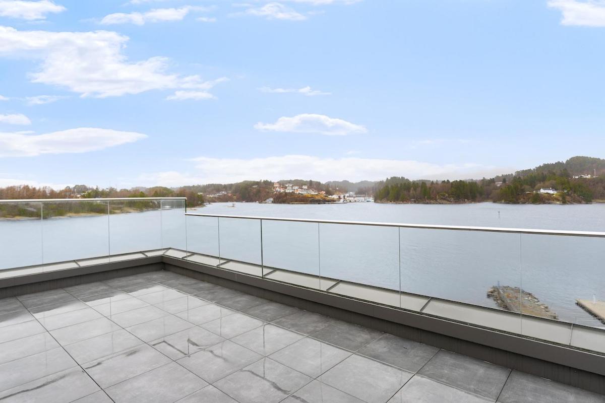 High-end With Private Rooftop And Sea Line Bergen