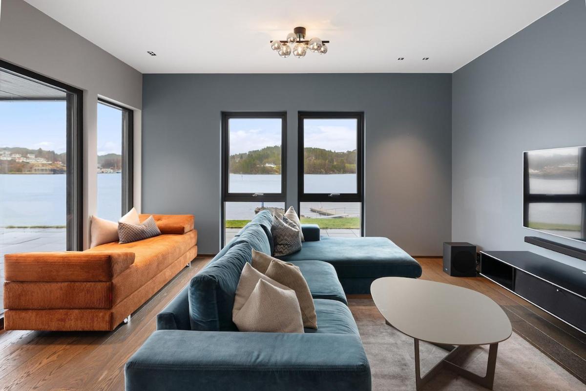 High-end With Private Rooftop And Sea Line Bergen