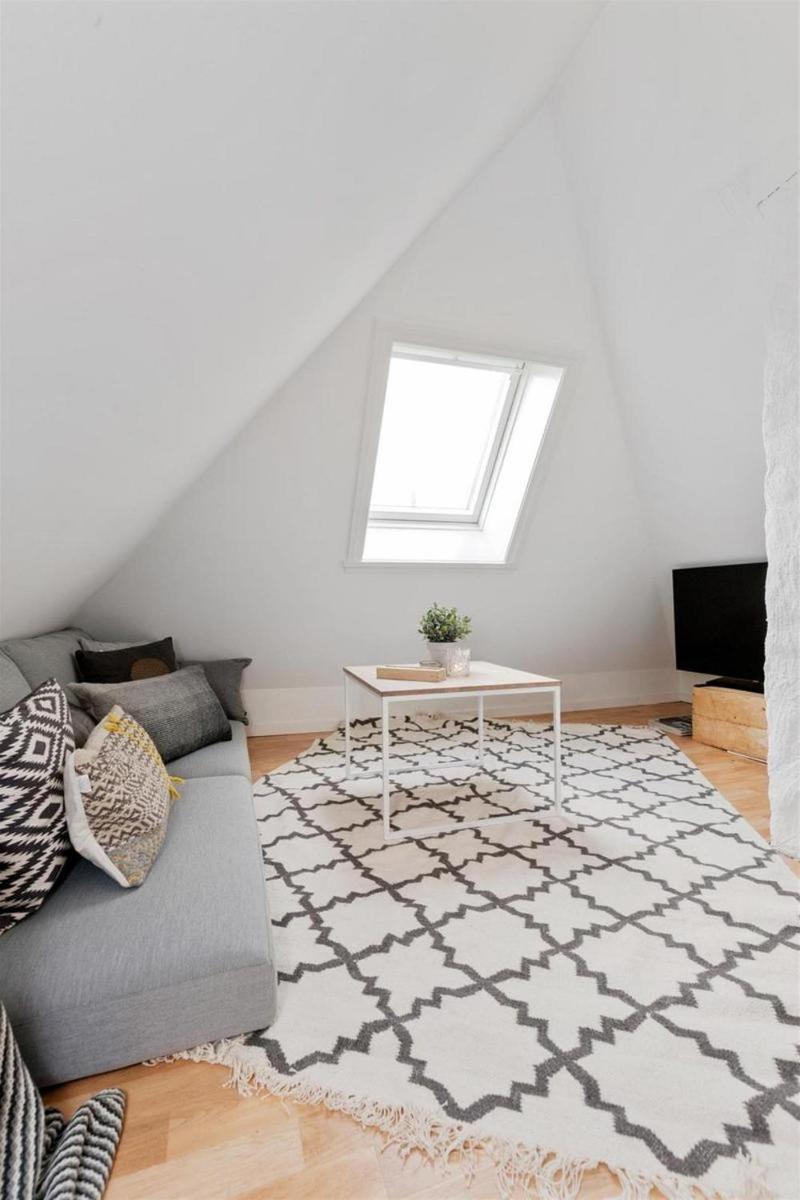 Urban - Center Apartment