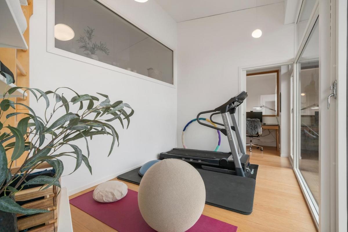 Vy - A Gem With Private In Villa Bergen