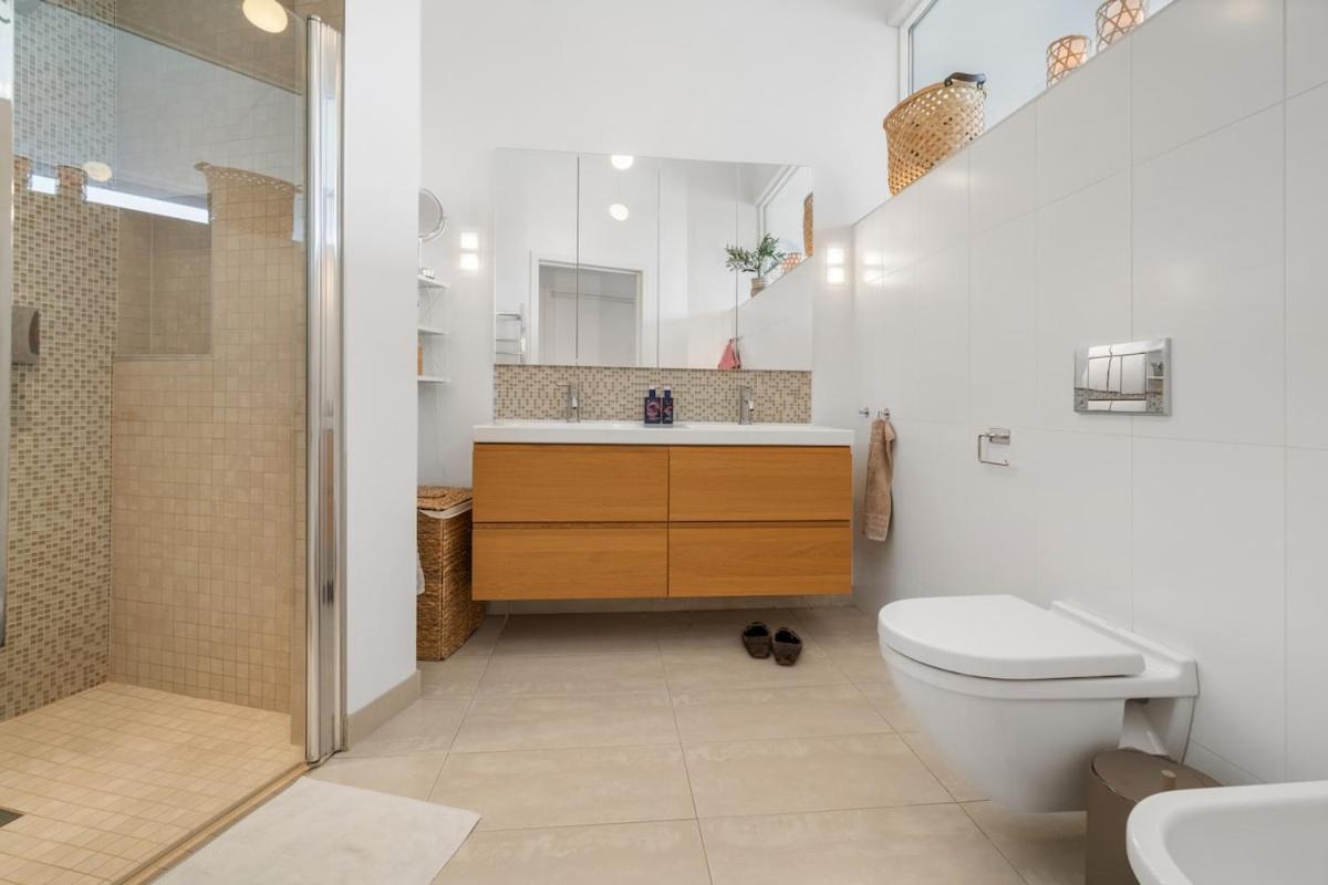 Vy - A Gem With Private In Villa