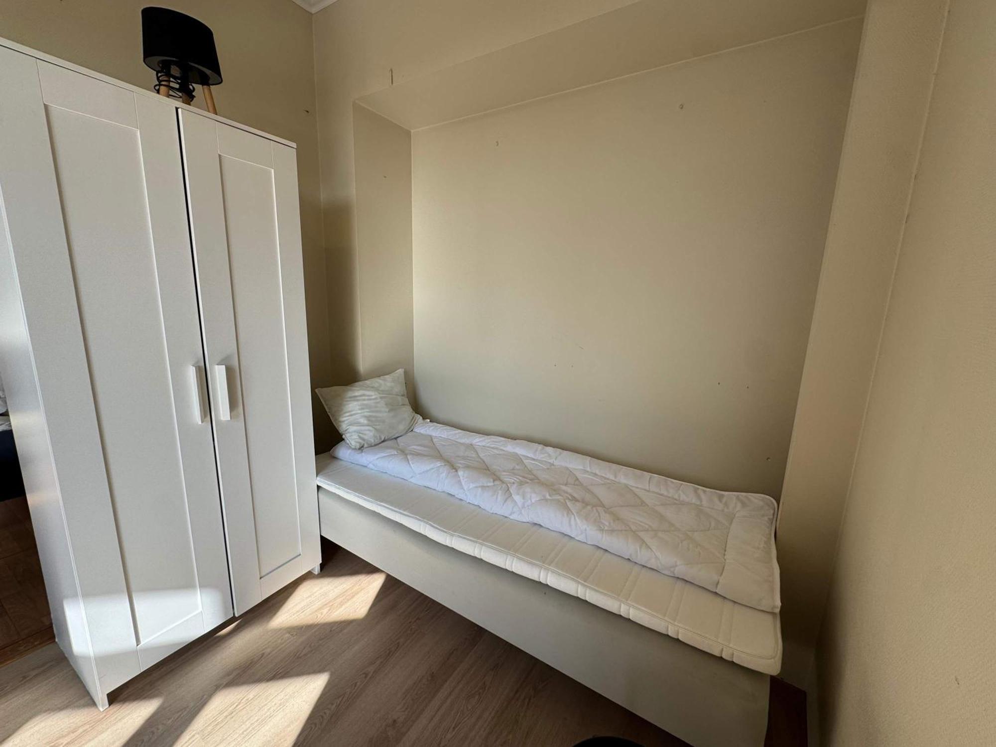 2ng47 - Cheap 3br Apartment *
