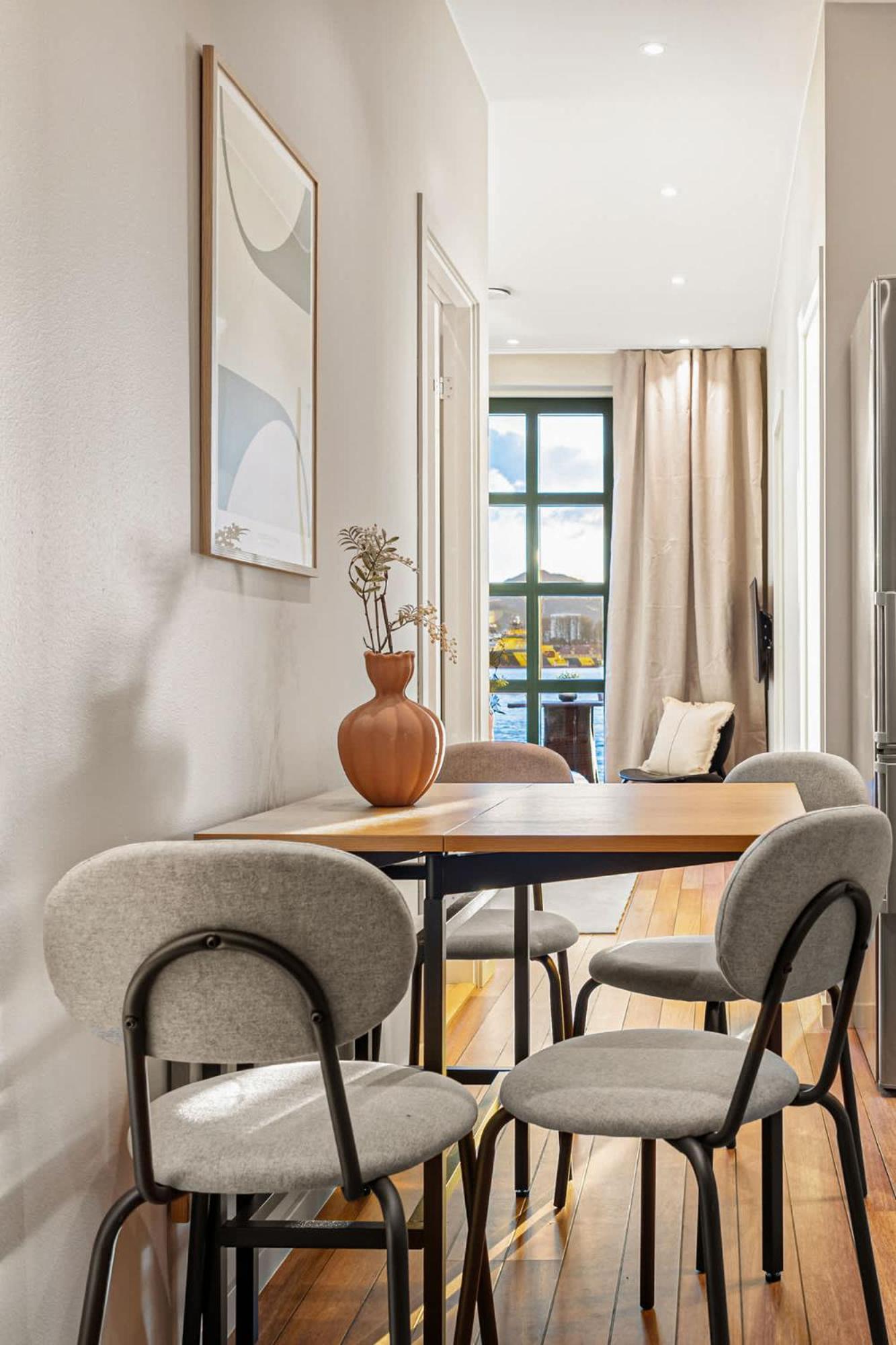 Heimby Homes - Seaside Balcony Bergen