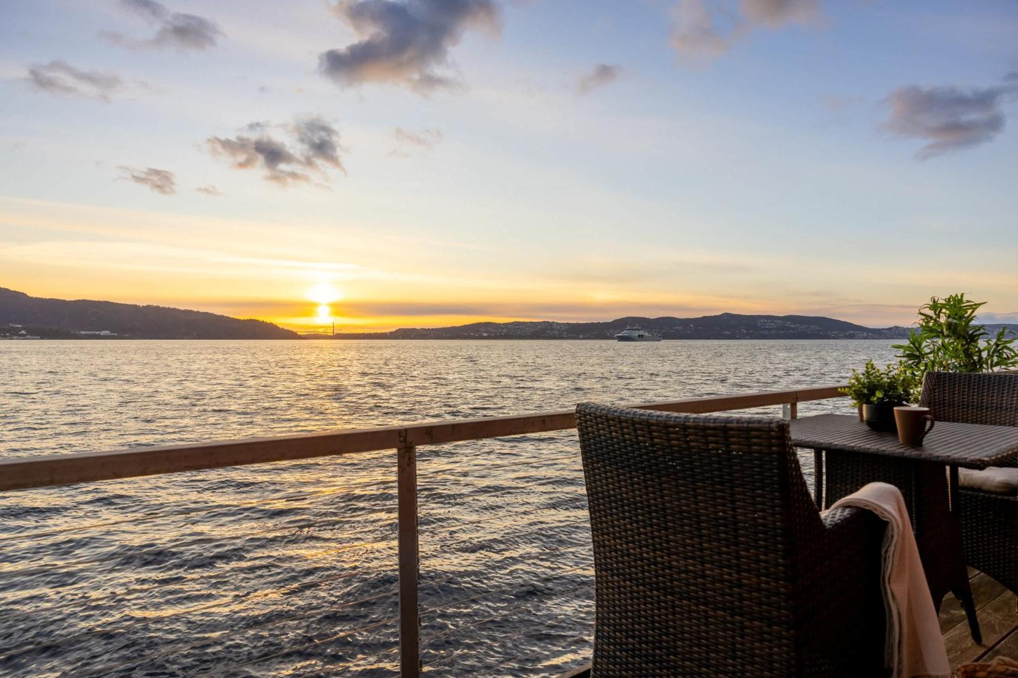 Apartment Heimby Homes - Seaside Balcony *