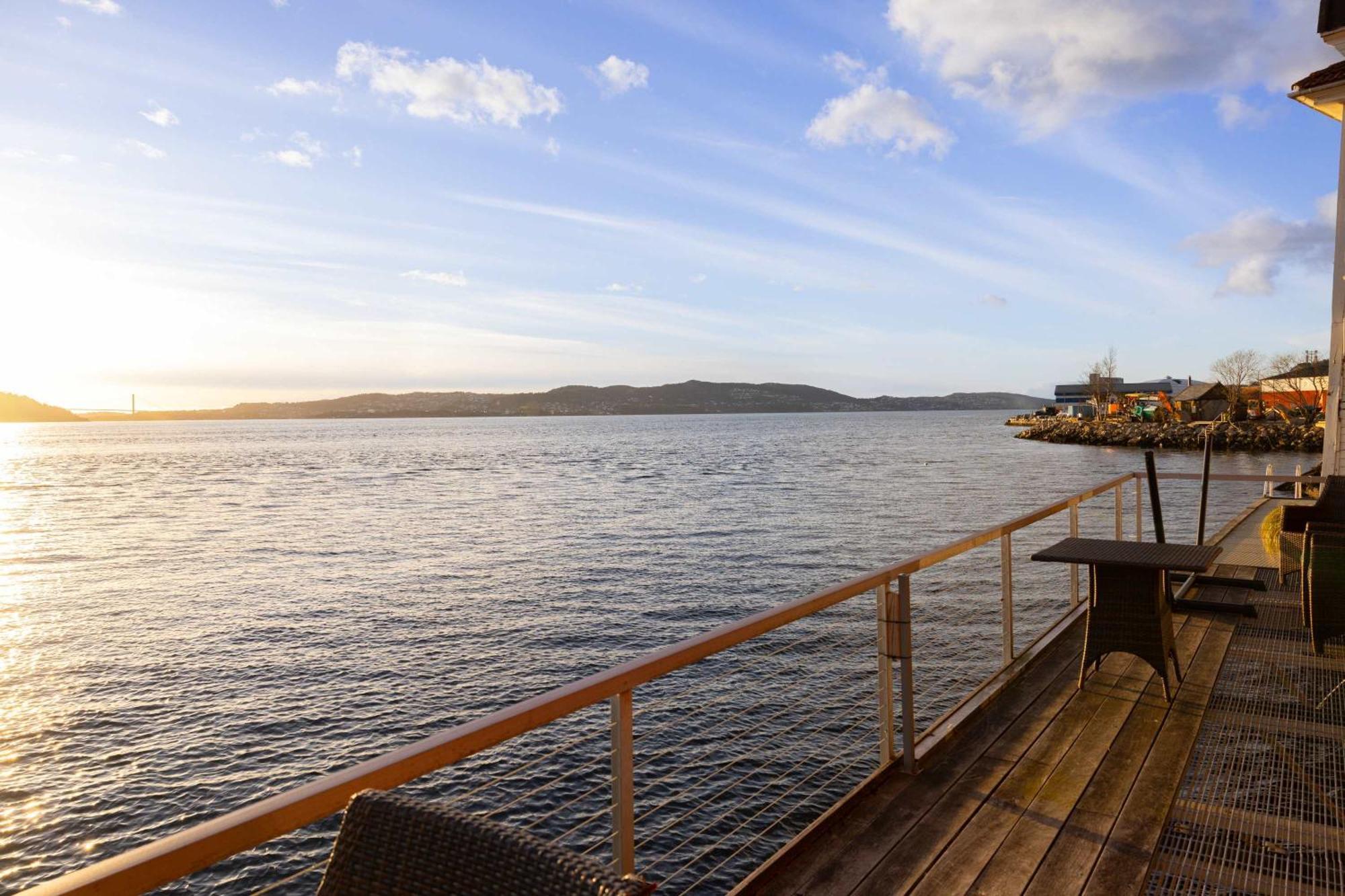 Apartment Heimby Homes - Seaside Balcony *