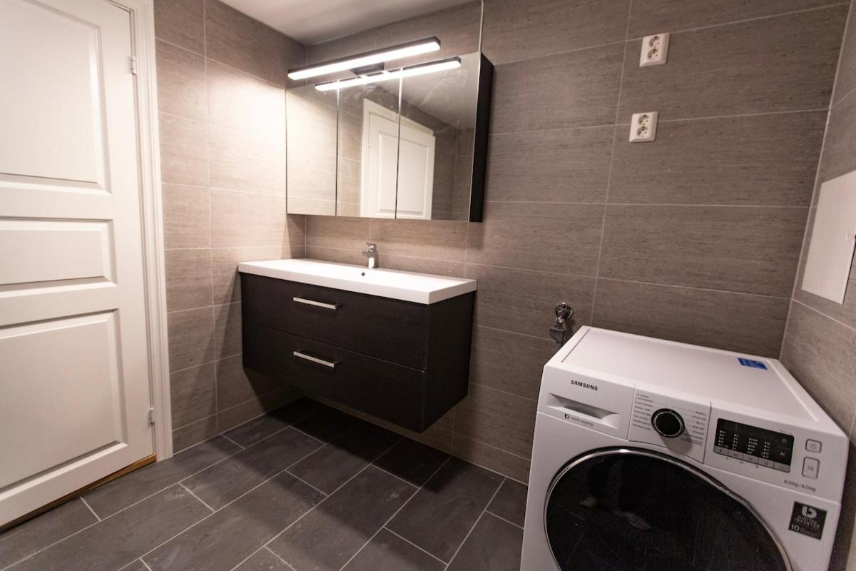 Kozy Near Center With Free Parking And Wifi Apartment Bergen