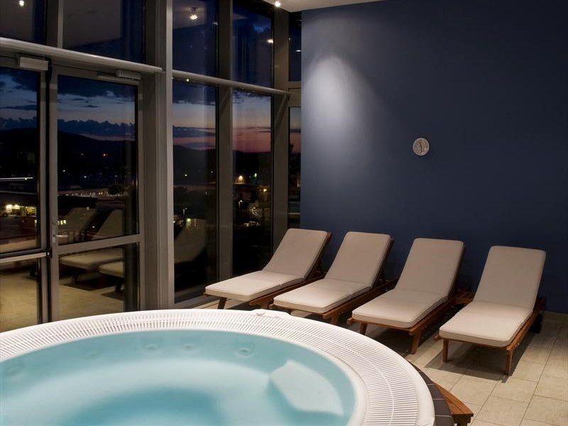 Hotel Clarion Airport 4*