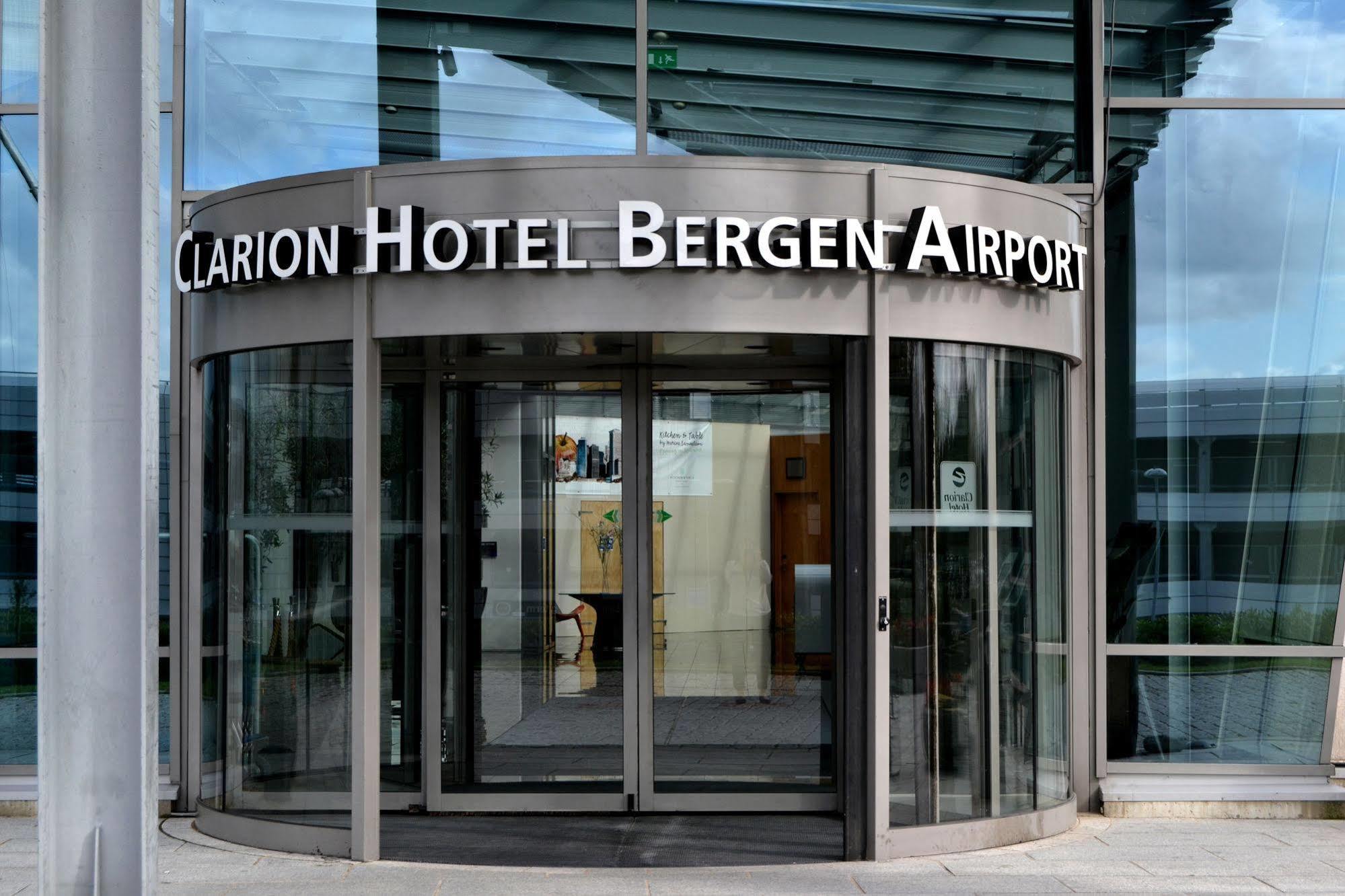 Clarion Airport 4*