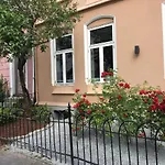 2 Dotre Apartments By Hotel Park