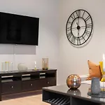 Keyser Apartments 6