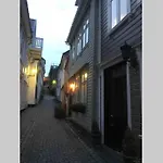 Line I Smauet