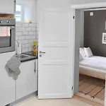 Hf Apartments