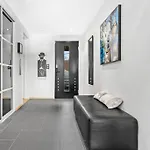 Penthouse Leilighet 200 Kvm Vakker Sjoutsikt.