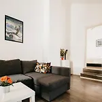 Urban Condo N°1