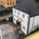 Floien Apartments