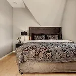 Villa Bergen. Historic Luxury Near The City Centre