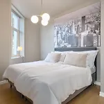 Elegant Bergen City Center Apartment - Ideal For Business Or Leisure Travelers