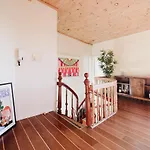 Spacious Penthouse With Grand Terrace