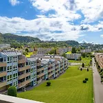 Cosy Appartement With 2 Bedrooms For 4 People With Free Parking