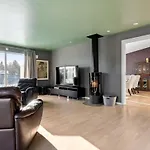 3 Bedroom Awesome Apartment In Nesttun