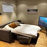 Spacious Home Close To The City Centre