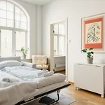 Stay Vagen - Nest In City Center