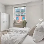 Expansive Charm: Cozy 150Sqm Retreat In Bergen