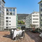 Nydelig Leilighet Pa Nordnes: Sentral Og Romslig!