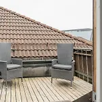 Centrum Condo With Terrace