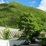Dinbnb Apartments I Family-Friendly & Spacious 2-Bedroom With Parking