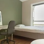 Dinbnb Apartments I Family-Friendly & Spacious 2-Bedroom With Parking
