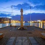 Behind Bryggen - Renovated - Budget Friendly