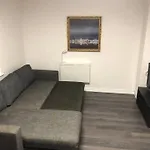 A Double Room - Not A Complete Apartment - Perfect Location For Exploring The City By Walking