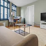 Peaceful Urban Residence