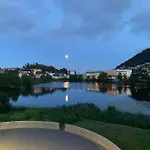Bergen\'S Finest: Sleek Oasis With Two Bedroom