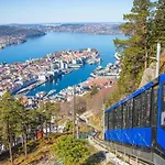 Fin Og Super Sentral Leilighet