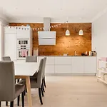 Dinbnb Apartments I Best Of Both Worlds I 80Sqm With 2 Baths And Bathtub
