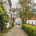 Dinbnb Apartments I Family-Friendly By Sea Pool I 2 Floors & 2 Bathrooms
